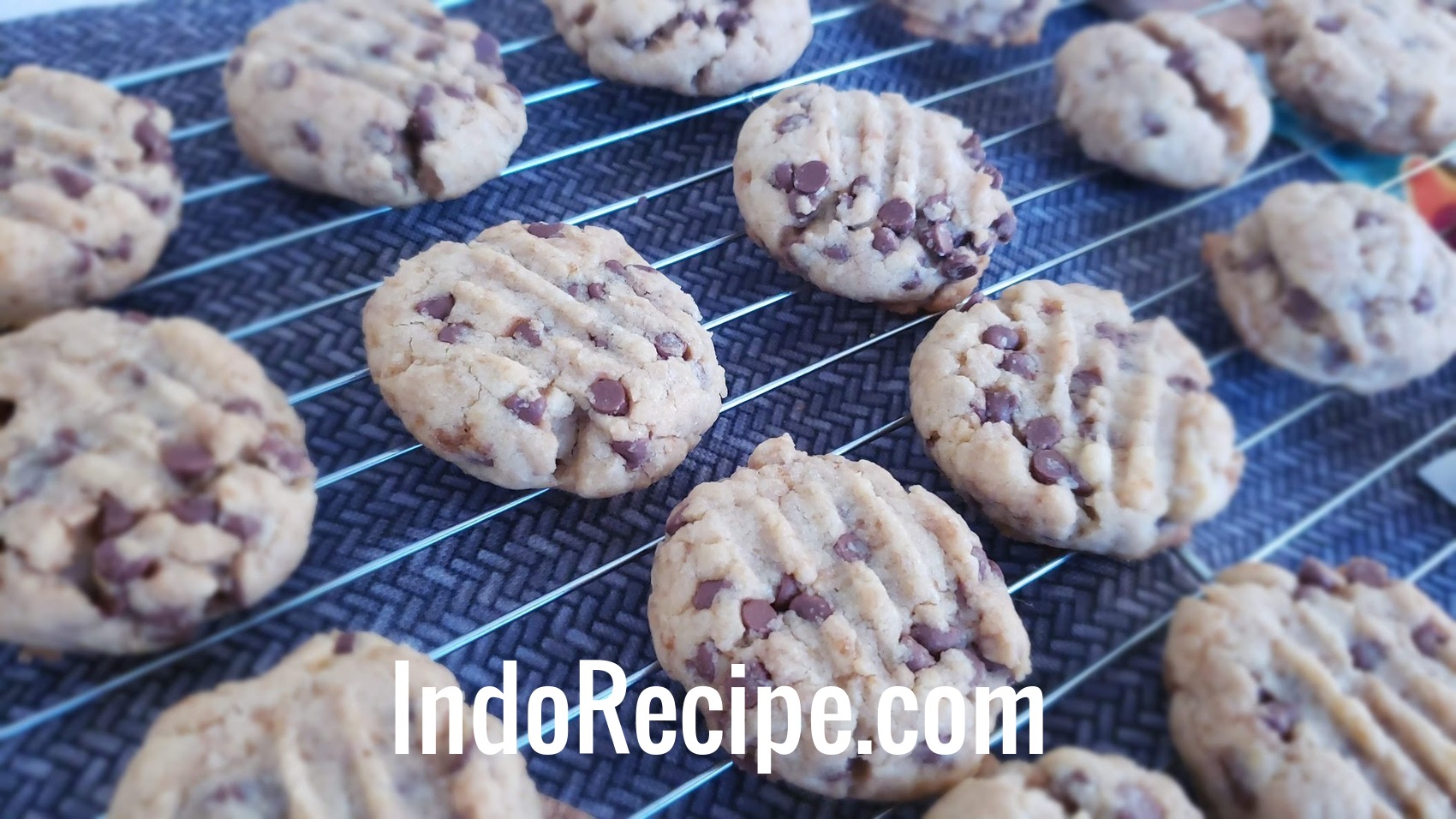Easy Delish Baking Chocolate Chip Cookies Indorecipe Com